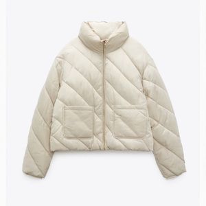 New medium ivory puffer jacket